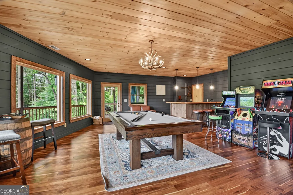 255 Indian Ridge RD Epworth, GA 30541