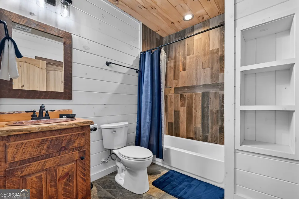 255 Indian Ridge RD Epworth, GA 30541