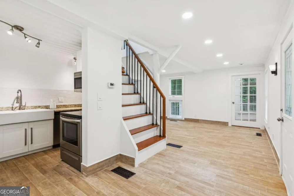 375 Deerfield DR Dahlonega, GA 30533