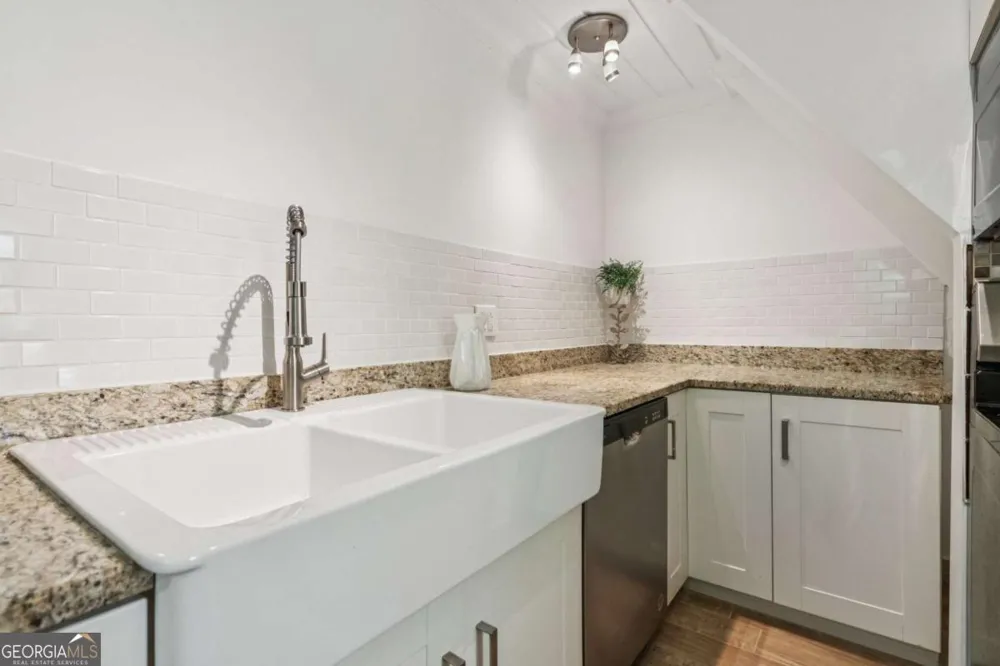 375 Deerfield DR Dahlonega, GA 30533