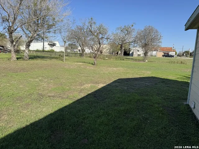 112 San Antonio Street Runge, TX 78151