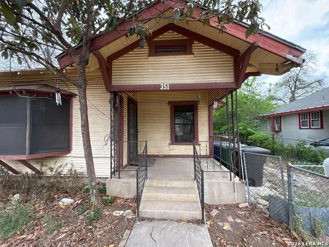 351 Barrett San Antonio, TX 78225