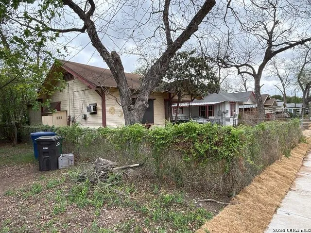 351 Barrett San Antonio, TX 78225