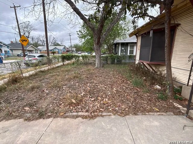 351 Barrett San Antonio, TX 78225