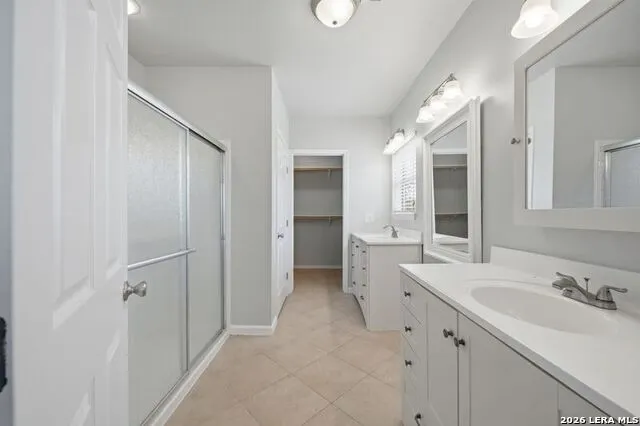 604 Schneider Poth, TX 78147