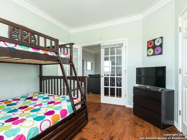 11835 Sunbather Ln Galveston, TX 77554