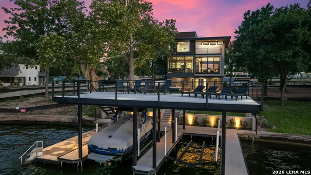 613 Lake St Kingsland, TX 78639