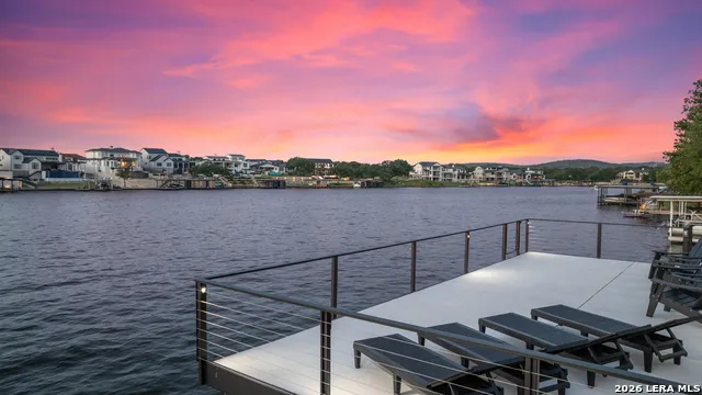 613 Lake St Kingsland, TX 78639