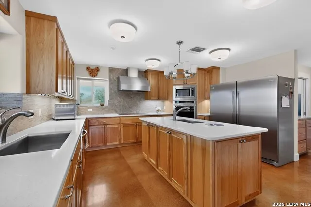 3263 Palomino Spgs Bandera, TX 78003