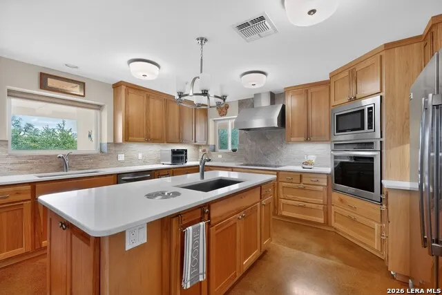 3263 Palomino Spgs Bandera, TX 78003