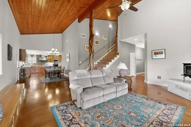3263 Palomino Spgs Bandera, TX 78003