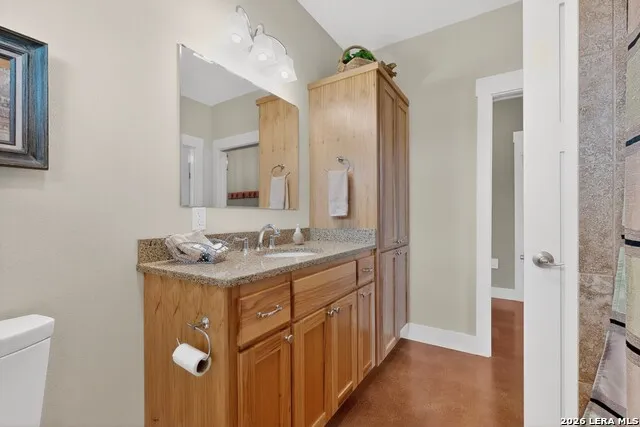 3263 Palomino Spgs Bandera, TX 78003