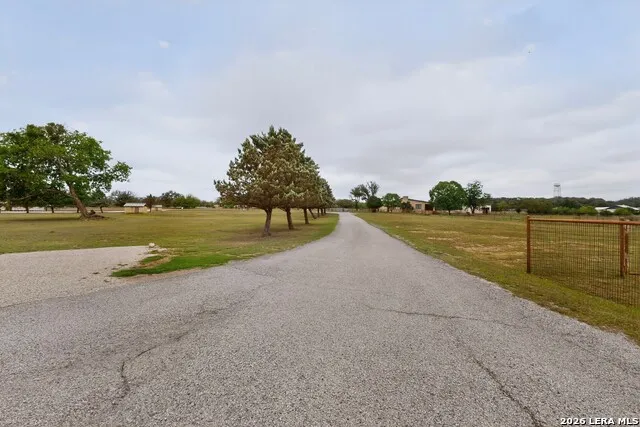 3263 Palomino Spgs Bandera, TX 78003