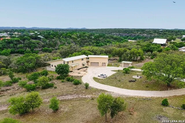 3263 Palomino Spgs Bandera, TX 78003