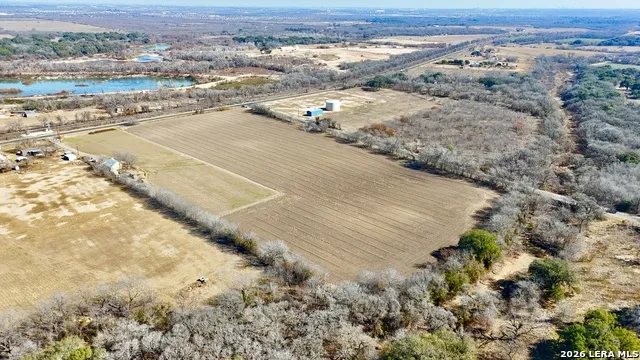 13310 Macdona Lacoste Atascosa, TX 78002