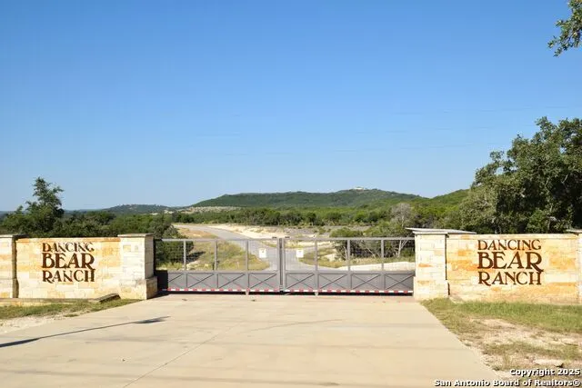 000 W Private Road 1708 Mico, TX 78056