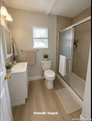 904 C ST Unit 2 Floresville, TX 78114