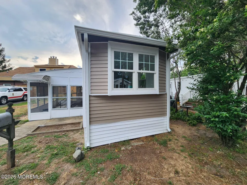 6 Pinewood Trail Brick, NJ 08724