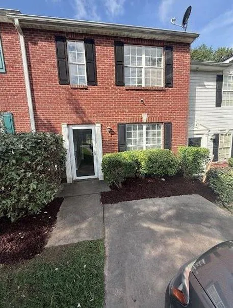 1314 Hollenbeck Lane
