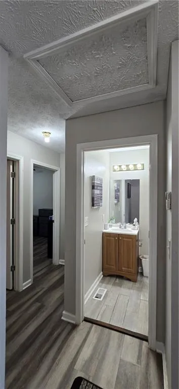 1314 Hollenbeck Lane Riverdale, GA 30296