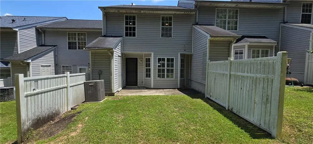 1314 Hollenbeck Lane Riverdale, GA 30296
