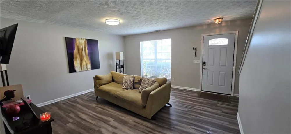 1314 Hollenbeck Lane Riverdale, GA 30296