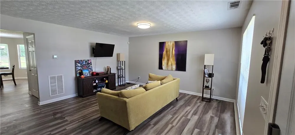 1314 Hollenbeck Lane Riverdale, GA 30296