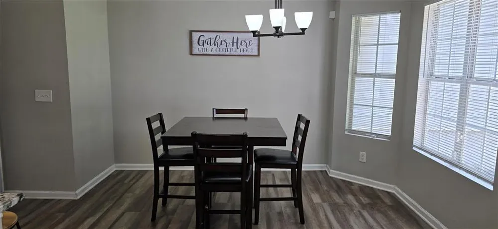 1314 Hollenbeck Lane Riverdale, GA 30296
