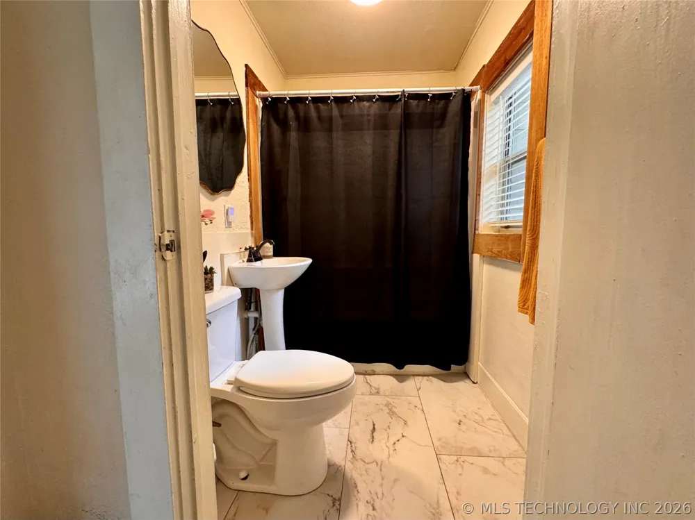 214 E. STREET SE Ardmore, OK 73401