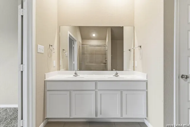 2961 Greenbriar Seguin, TX 78155