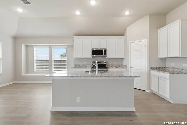 2961 Greenbriar Seguin, TX 78155