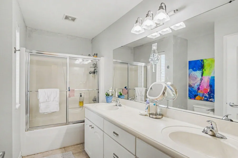 850 Pinnacle Run Drive SE Grand Rapids Charter Township, MI 49546