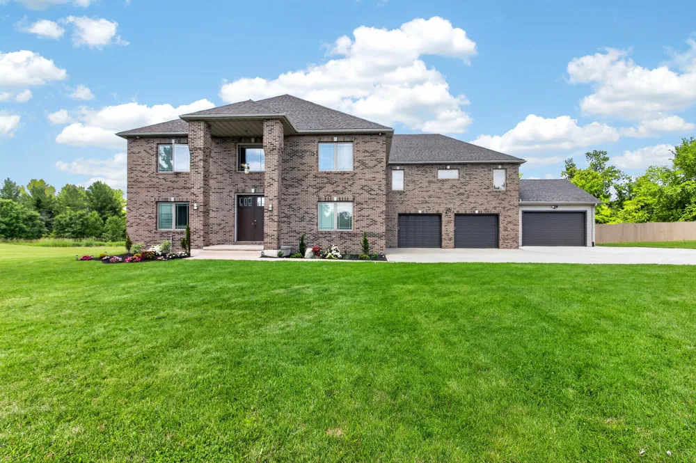 278 755 W Hobart, IN 46342