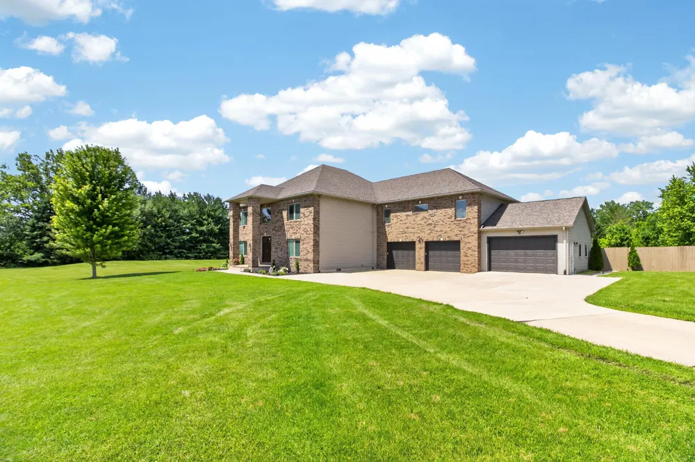 278 755 W Hobart, IN 46342