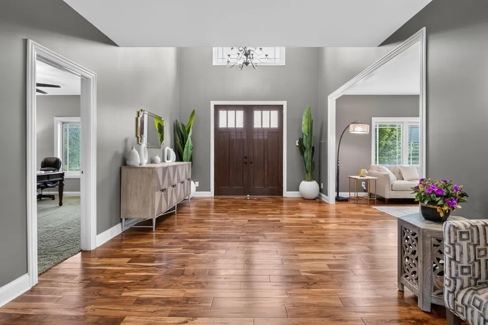 278 755 W Hobart, IN 46342