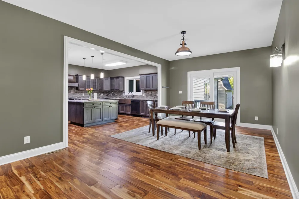 278 755 W Hobart, IN 46342
