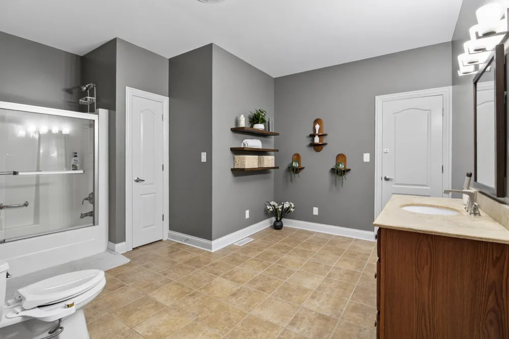 278 755 W Hobart, IN 46342