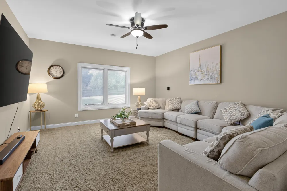 278 755 W Hobart, IN 46342