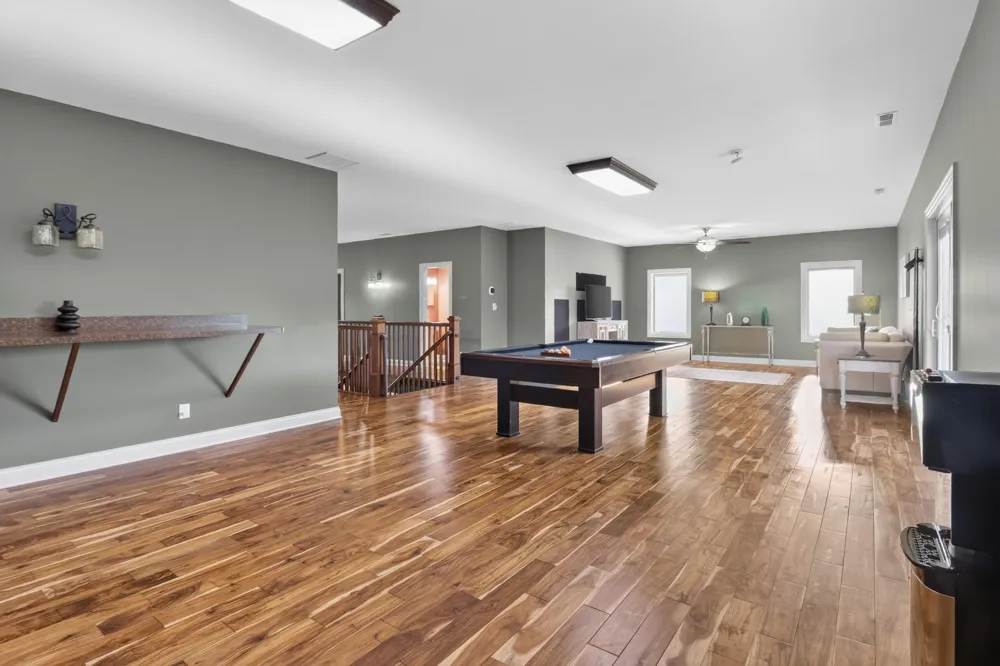 278 755 W Hobart, IN 46342