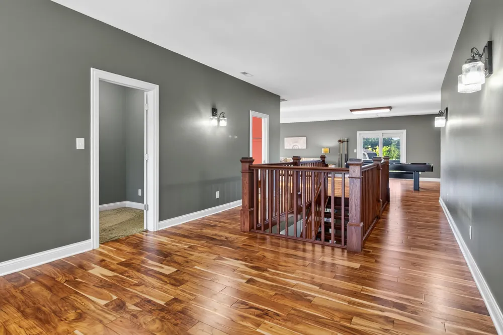 278 755 W Hobart, IN 46342