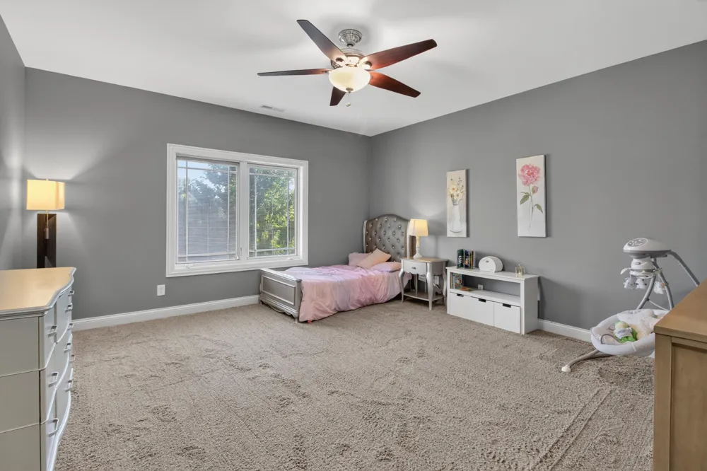 278 755 W Hobart, IN 46342