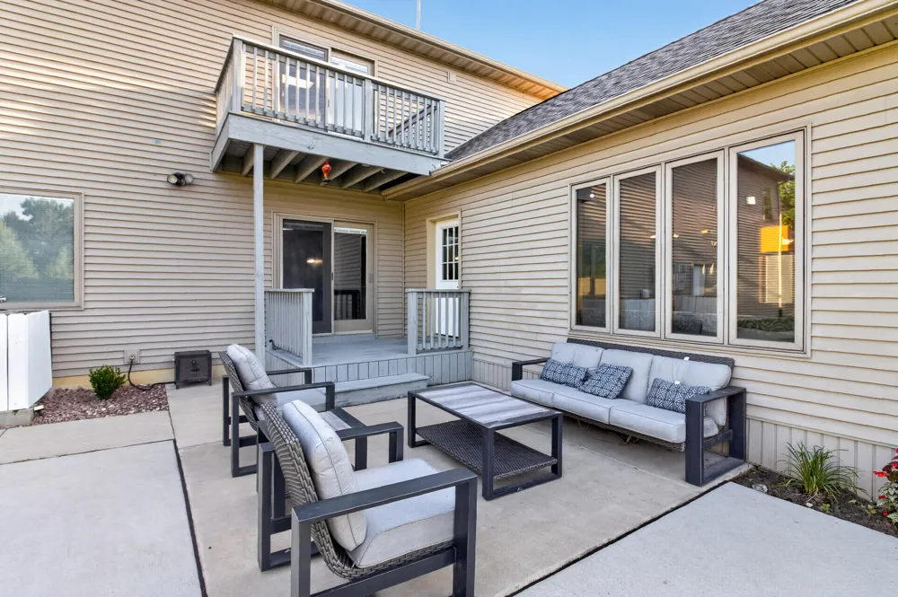 278 755 W Hobart, IN 46342