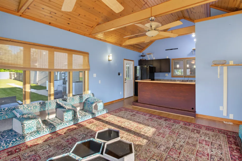278 755 W Hobart, IN 46342