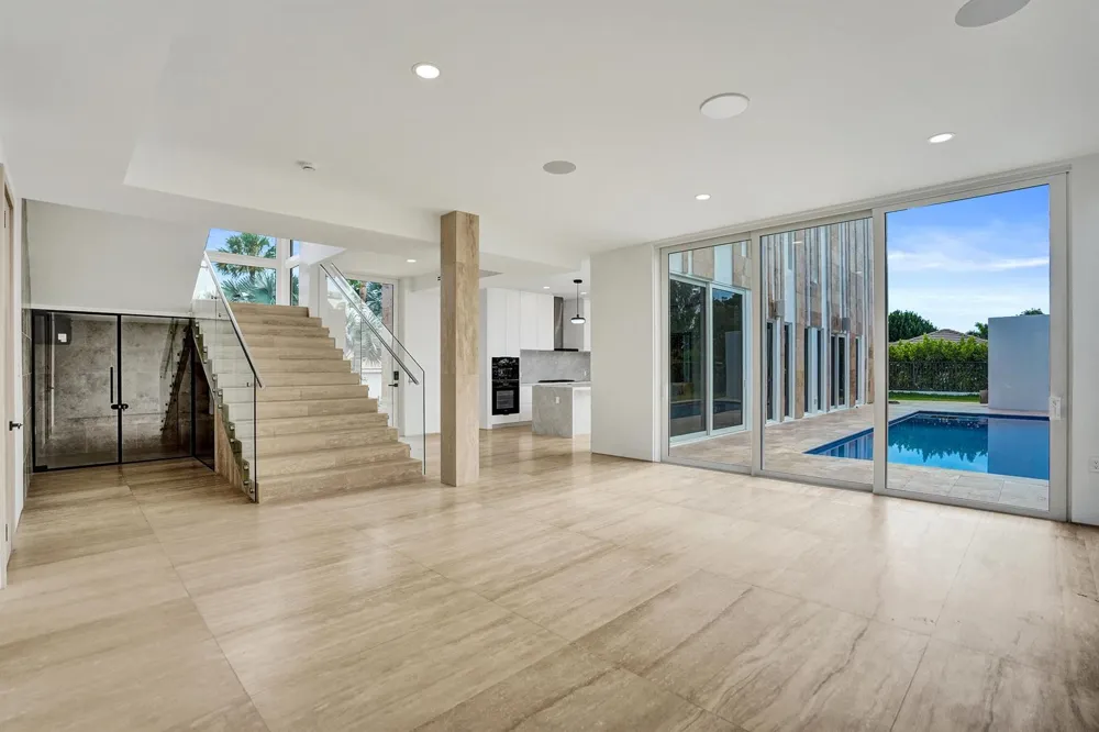 824 W Marbella Lane Lantana, FL 33462