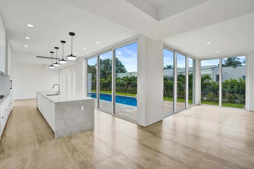 824 W Marbella Lane Lantana, FL 33462