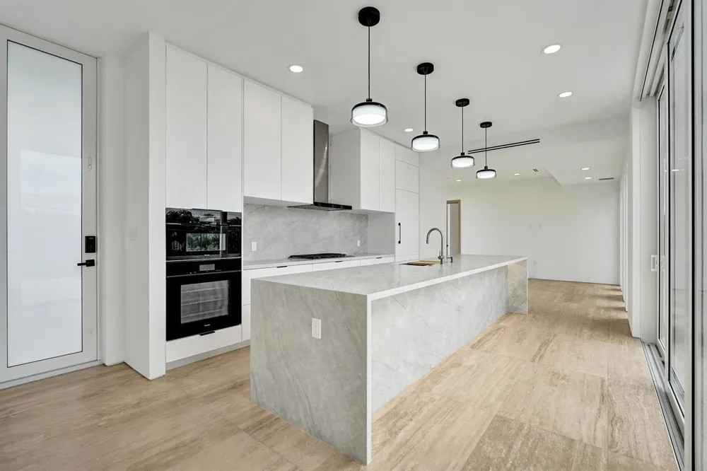 824 W Marbella Lane Lantana, FL 33462