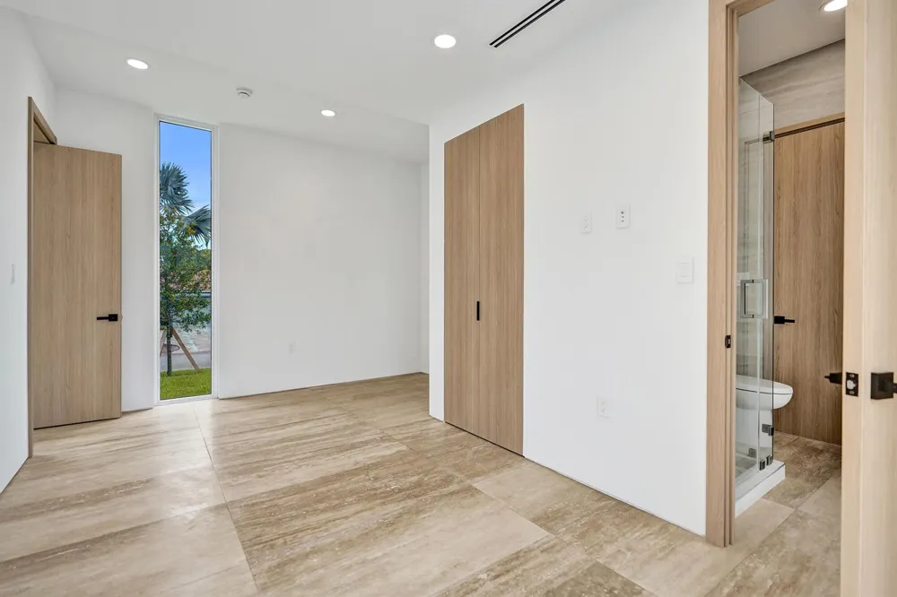 824 W Marbella Lane Lantana, FL 33462