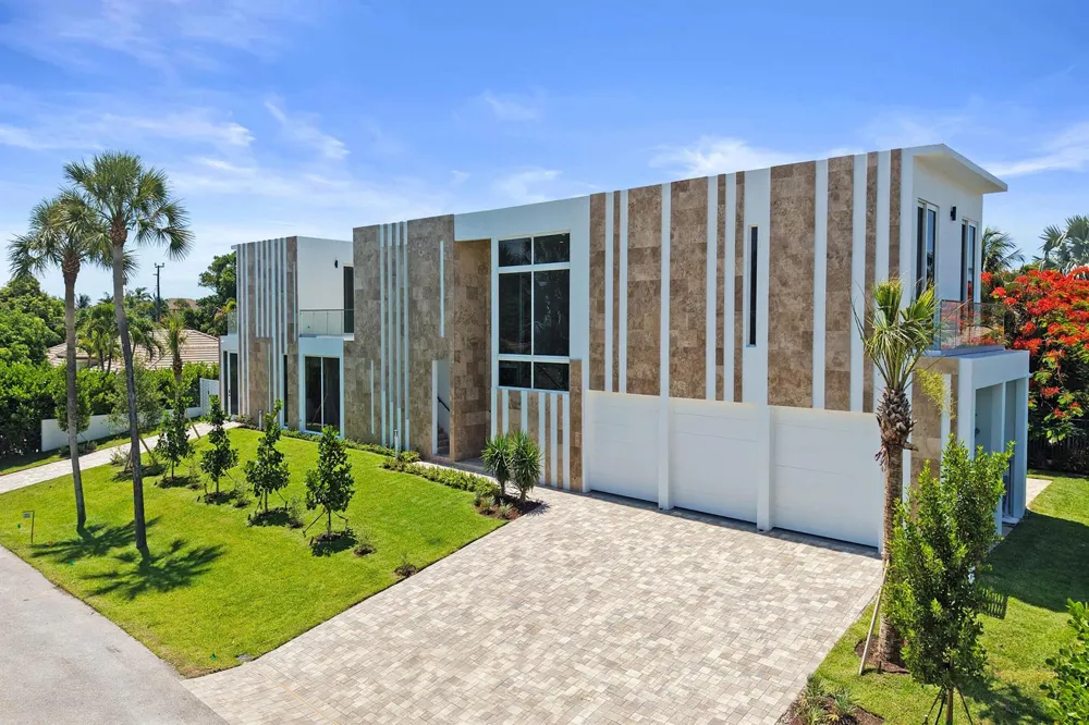 824 W Marbella Lane Lantana, FL 33462