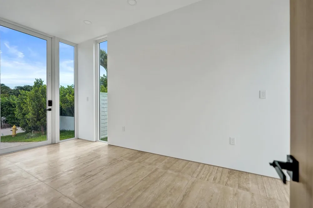 824 W Marbella Lane Lantana, FL 33462