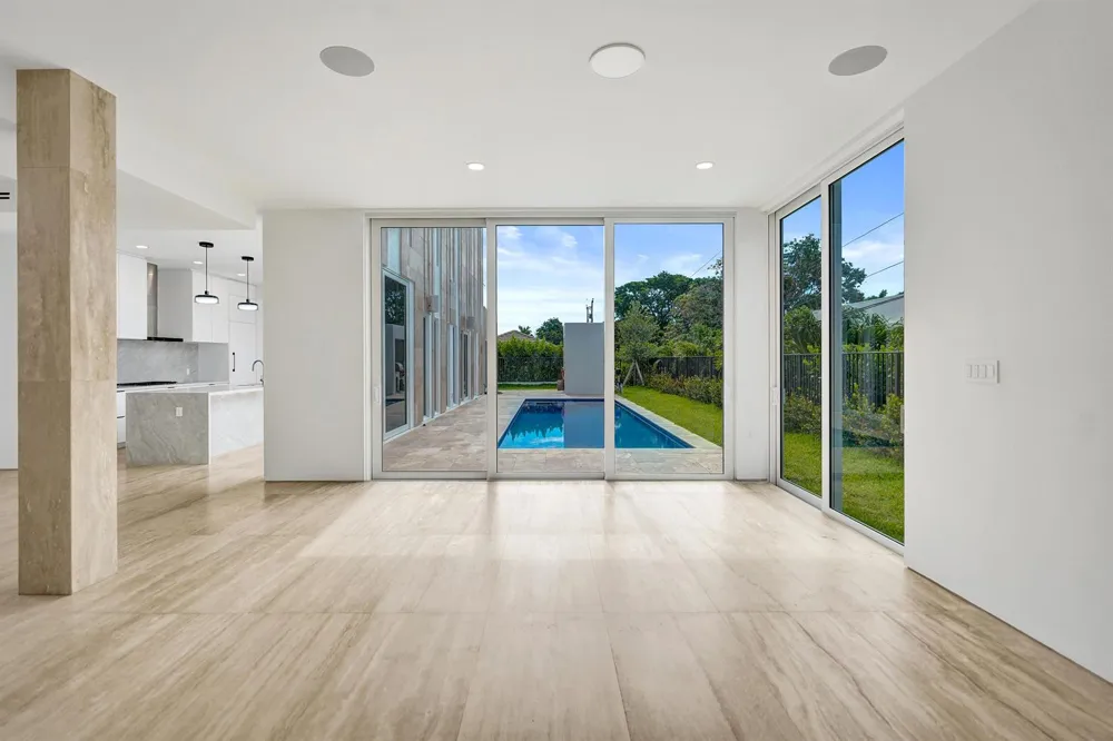 824 W Marbella Lane Lantana, FL 33462